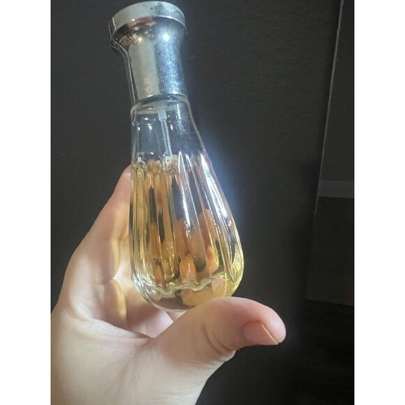 TRUTH EAU DE TOILETTE SPRAY 1.7 oz - Picture 3 of 5